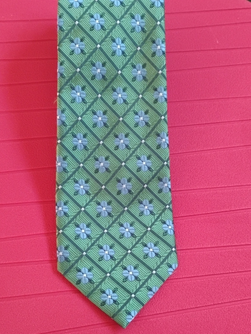 Jos A. Bank Green Silk Tie with Light Blue Floral Pattern